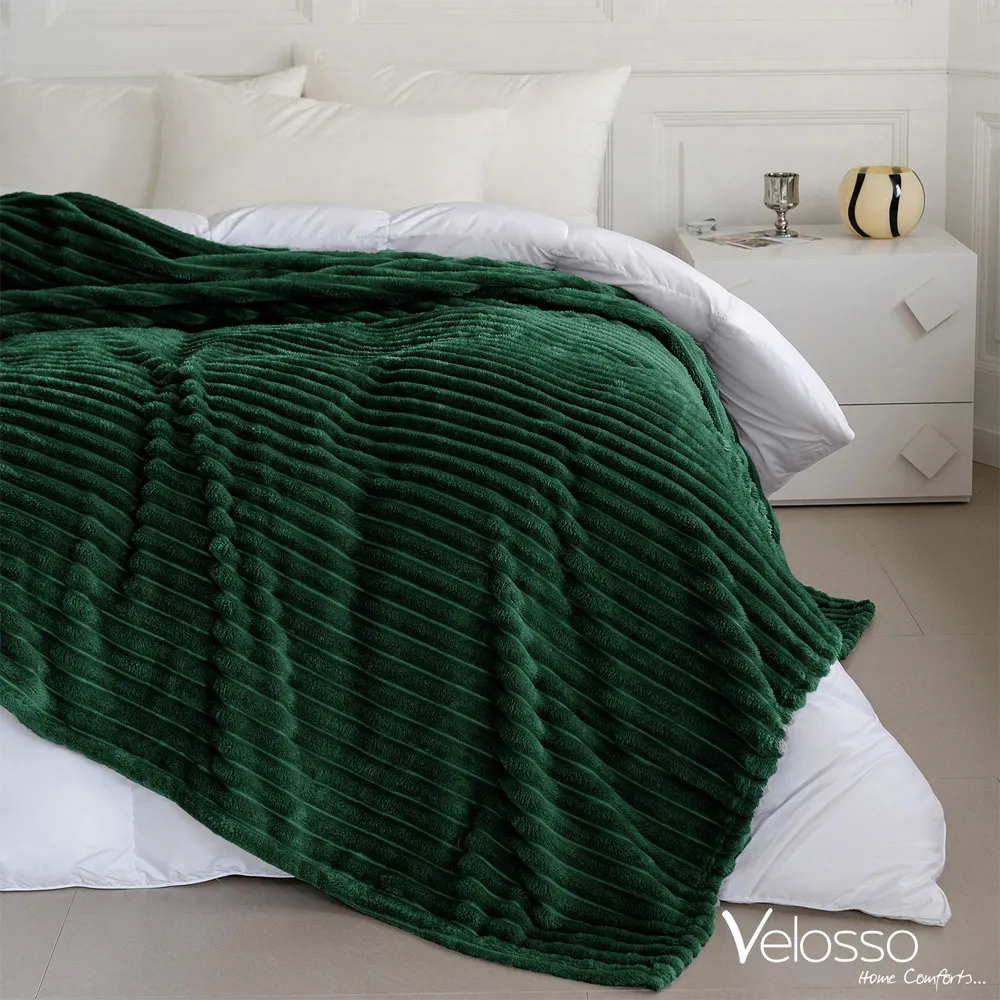 Bellissima Plush Throw - Emerald, Velvet