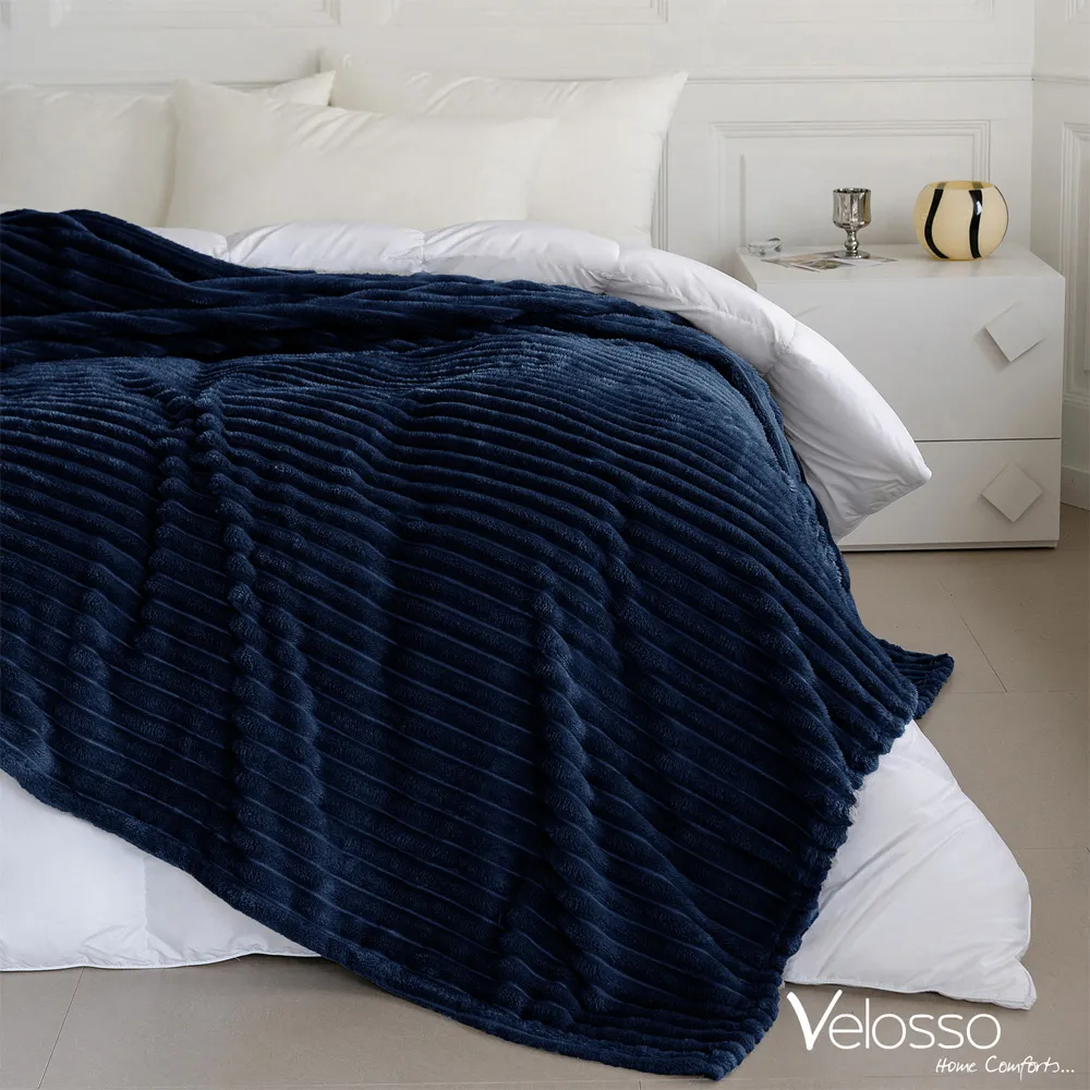 Bellissima Plush Throw - Navy, Velvet