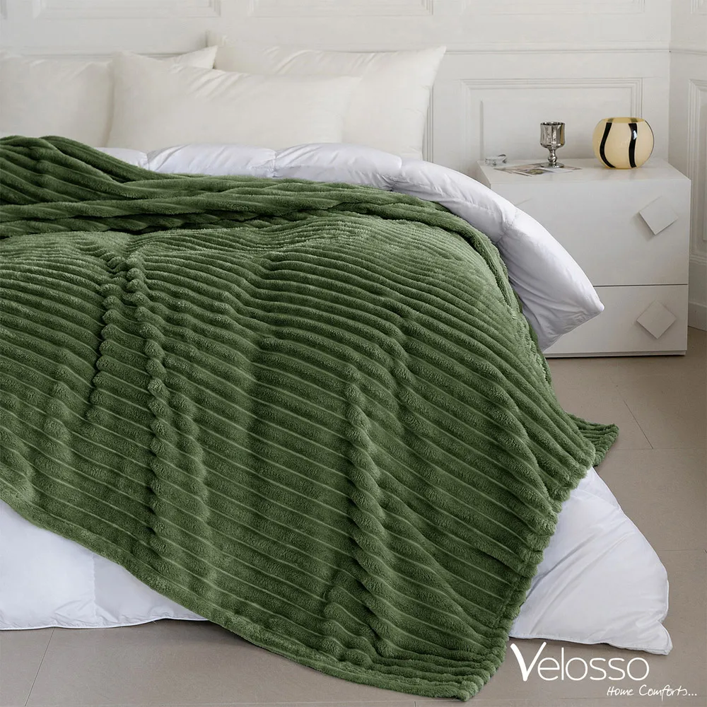 Bellissima Plush Throw - Olive
