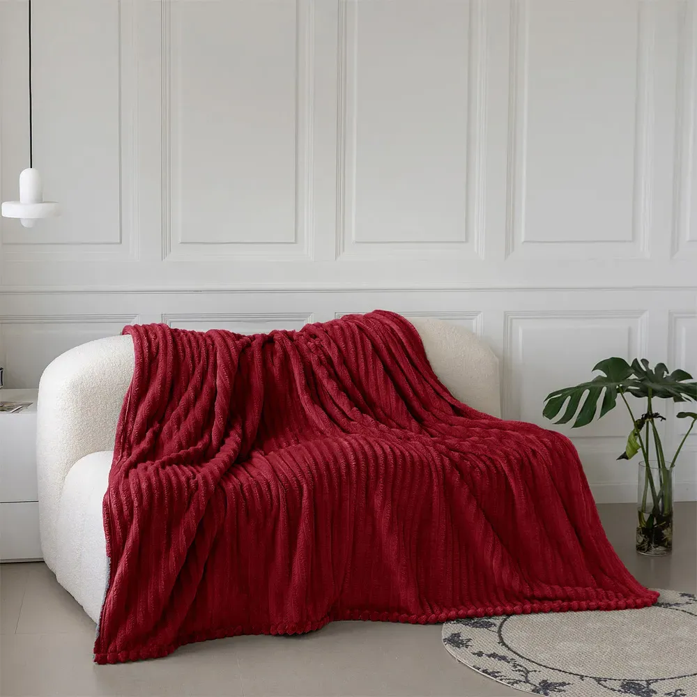 Bellissima Plush Throw - Red, Velvet