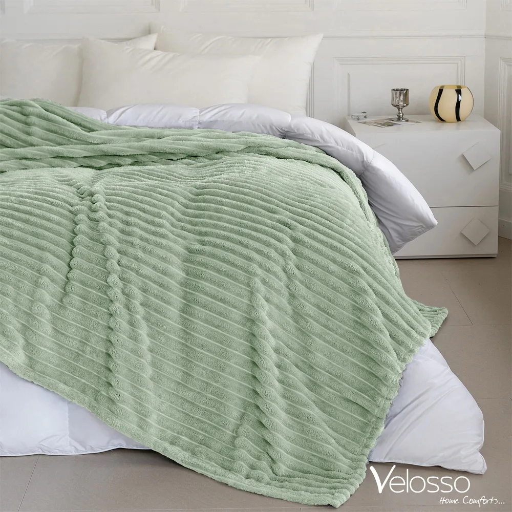 Bellissima Plush Throw - Sage