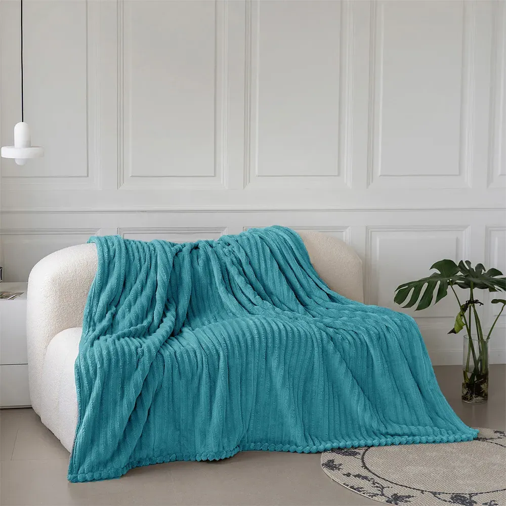 BellissimaTeal Plush Throw - Teal