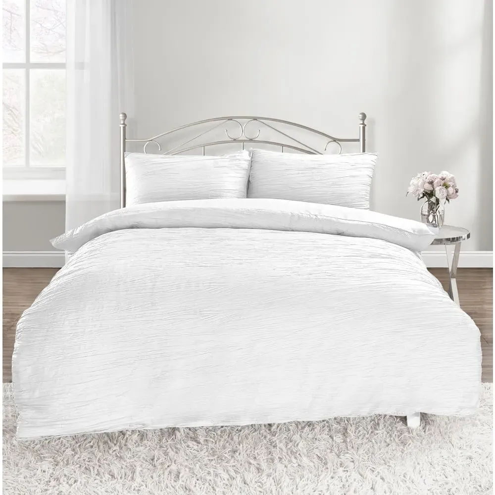Calais King Size Crinkle Duvet Set - White