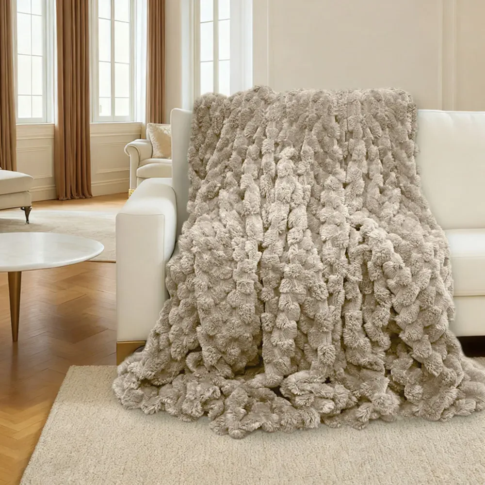 Chunky Popcorn Throw 200 x 240cm - Beige
