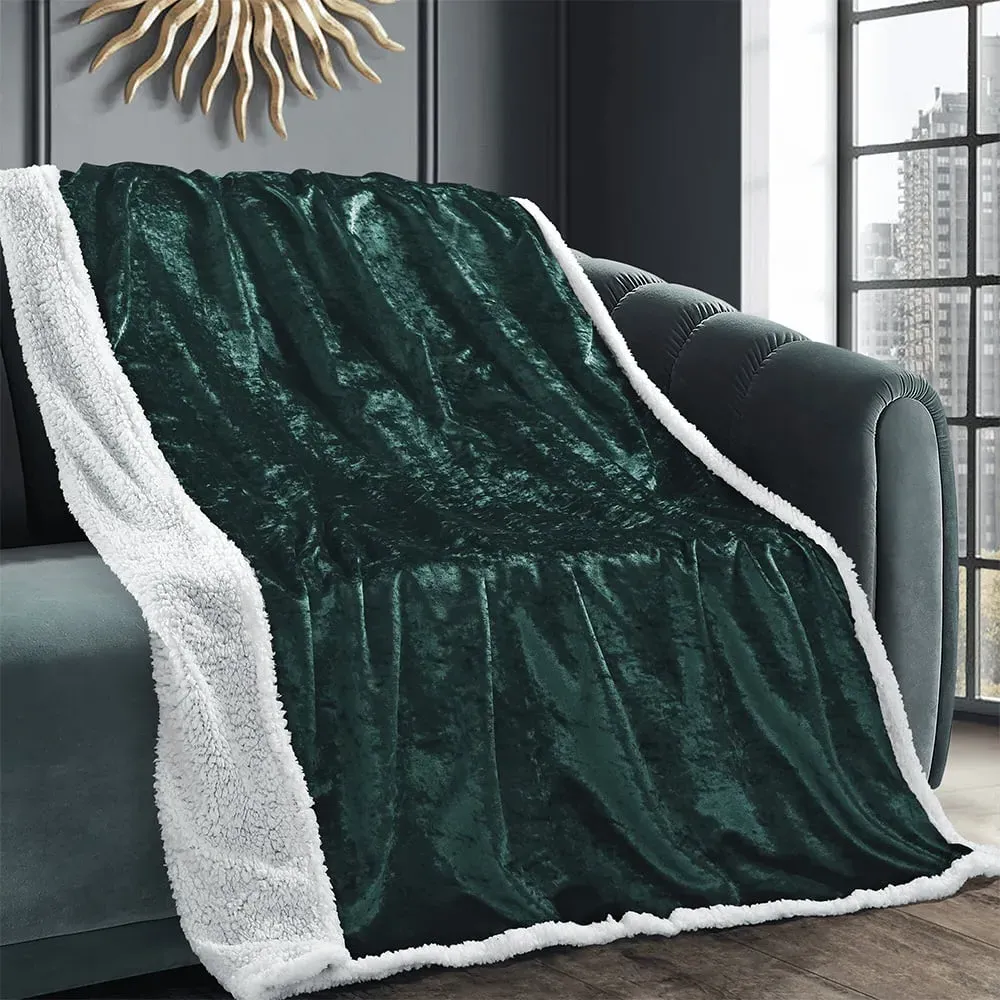 Crushed Velvet Throw - Emerald