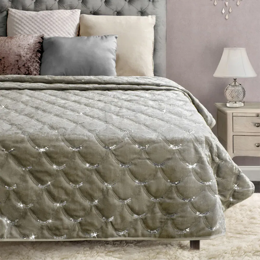 Crushed Velvet Throw - Natural