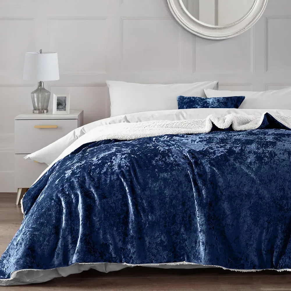 Crushed Velvet Throw - Navy