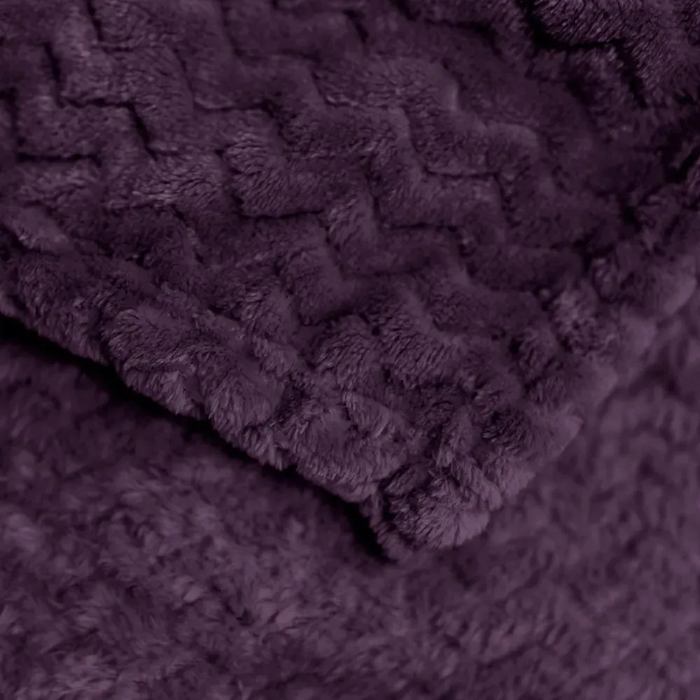 Moda Throw with Chevron Pattern - Aubergine, Polyester