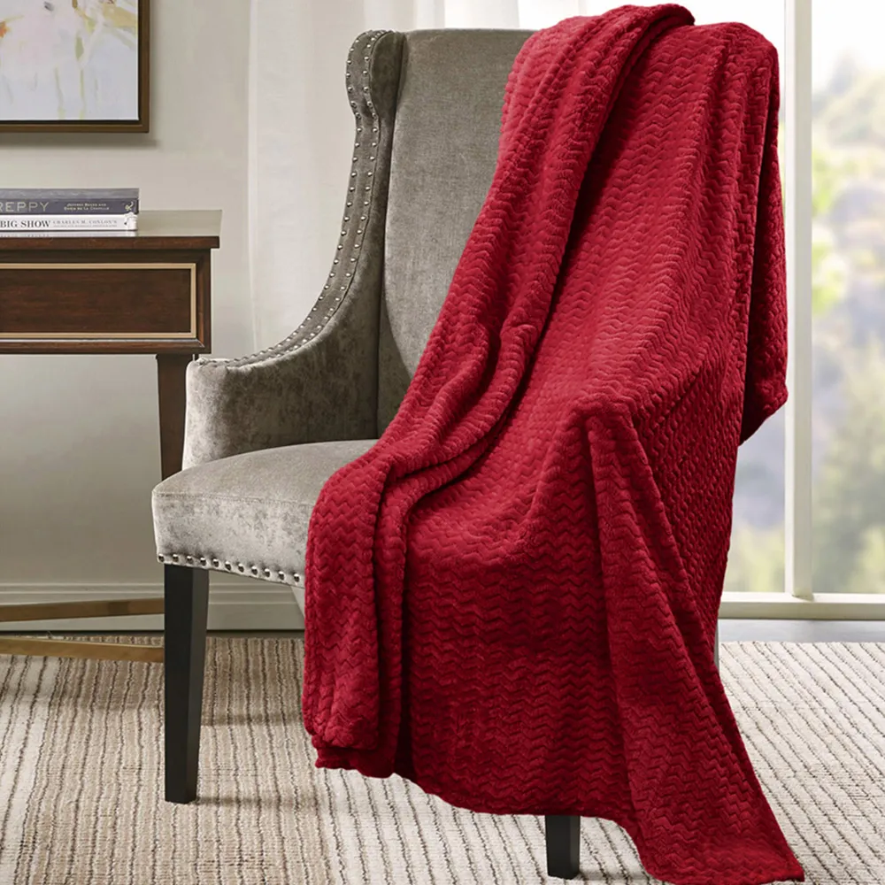Red Moda Plush Throw 127 x 152cm - Red, Polyester