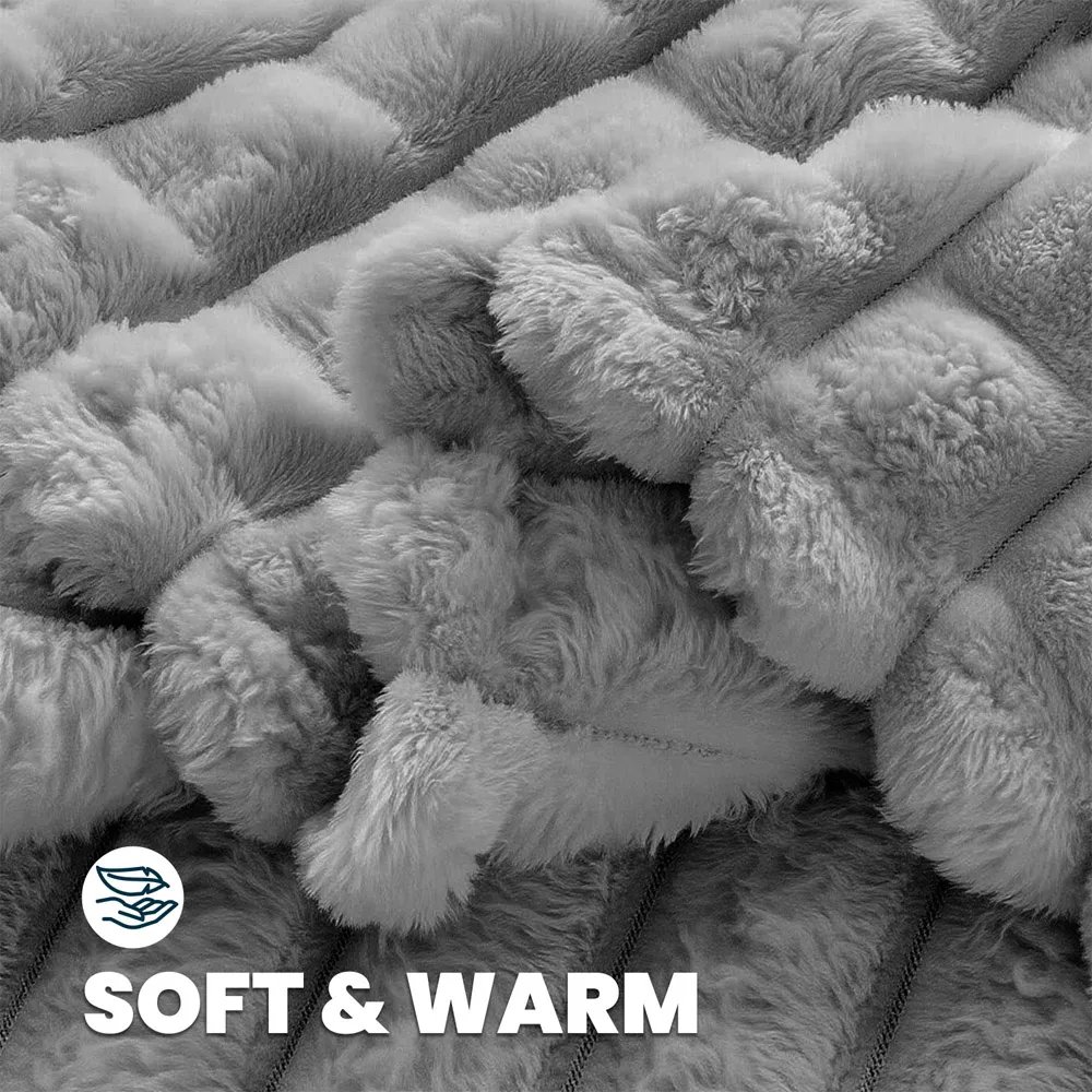 Silver Waffle Plush Throw - Silver