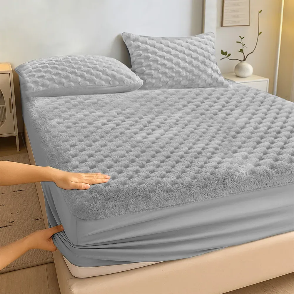 Super King Size Chunky Popcorn Fitted Sheet - Silver