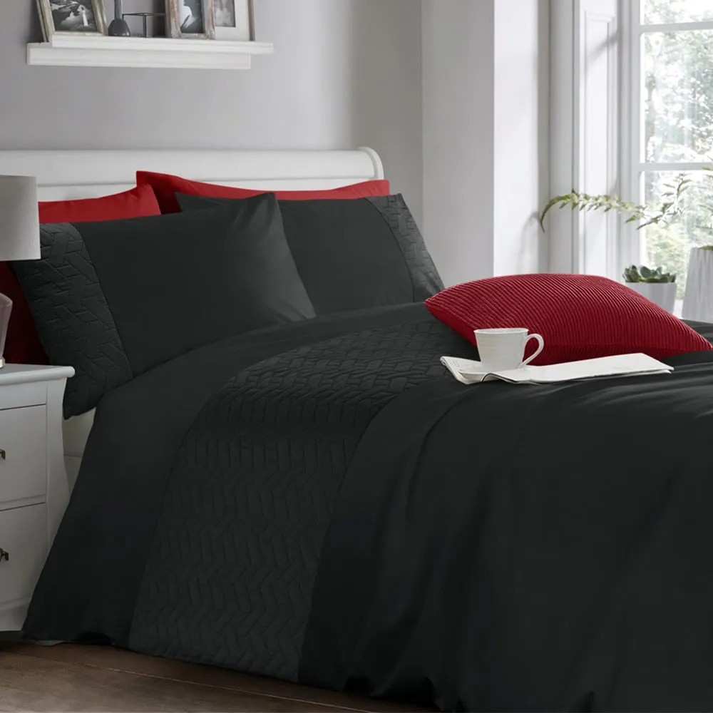 Super King Size Quilted Geo Duvet Set - Black