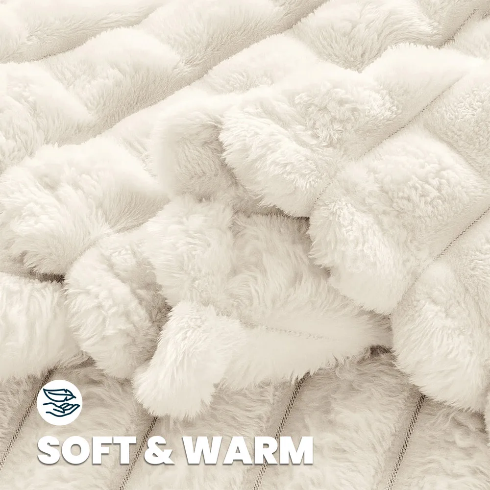 Waffle Plush Throw 127 x 152cm - Ivory