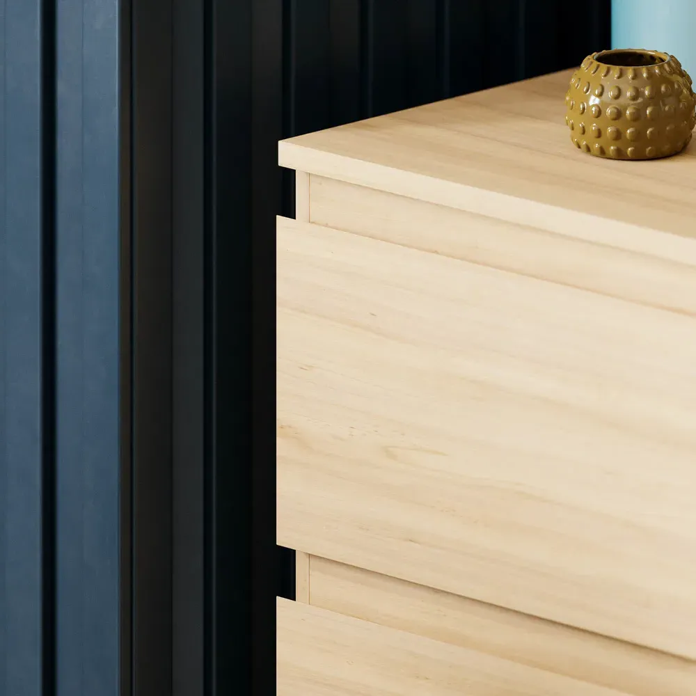 Denver 8-Drawer Chest of Drawers - Brown, Pine