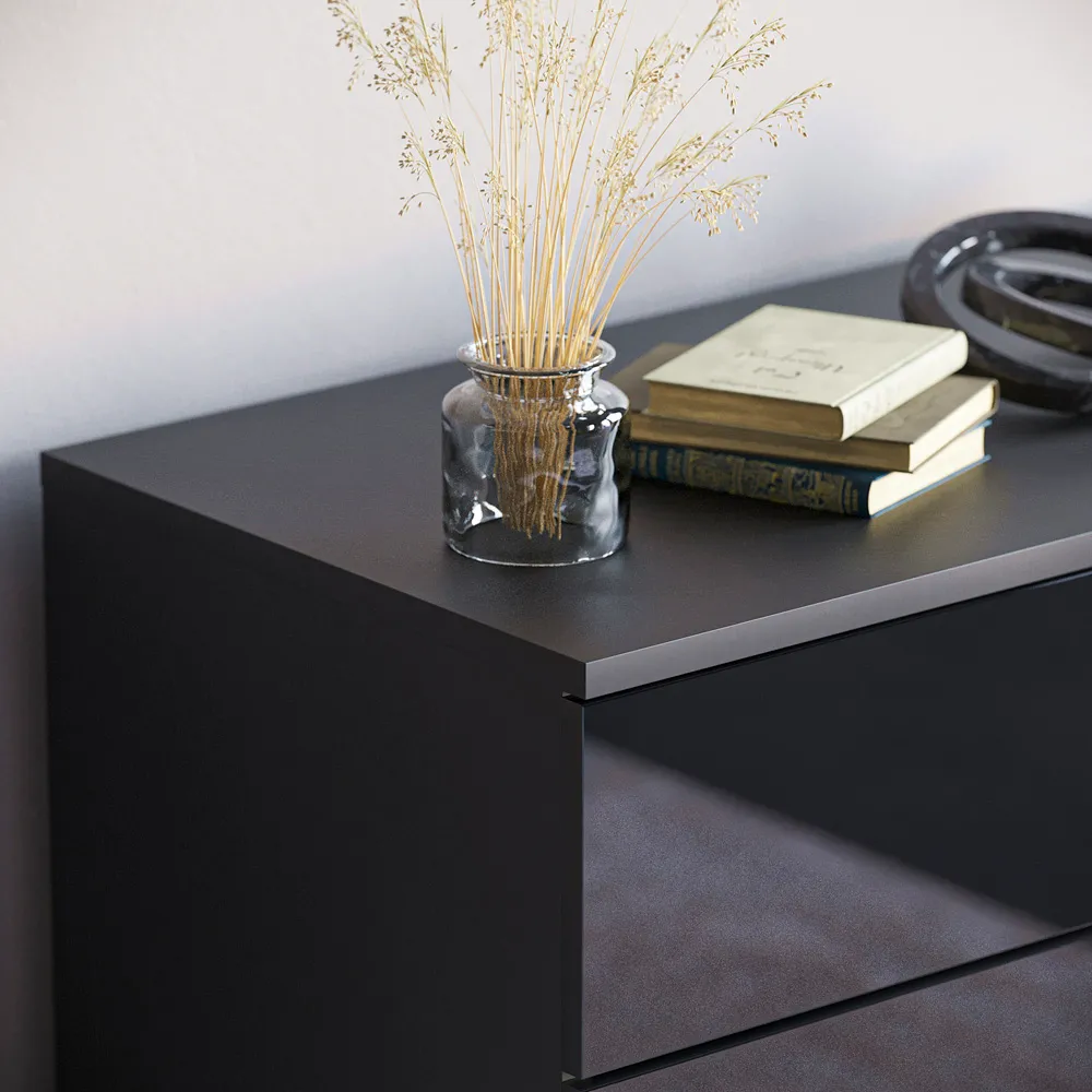 Hulio 4 Drawer Chest of Drawers - Black