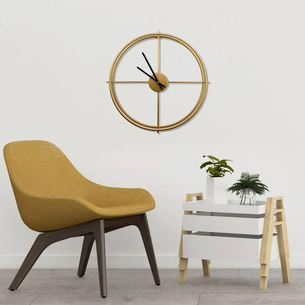 Larrys Round Wall Clock 50cm - Gold, Iron
