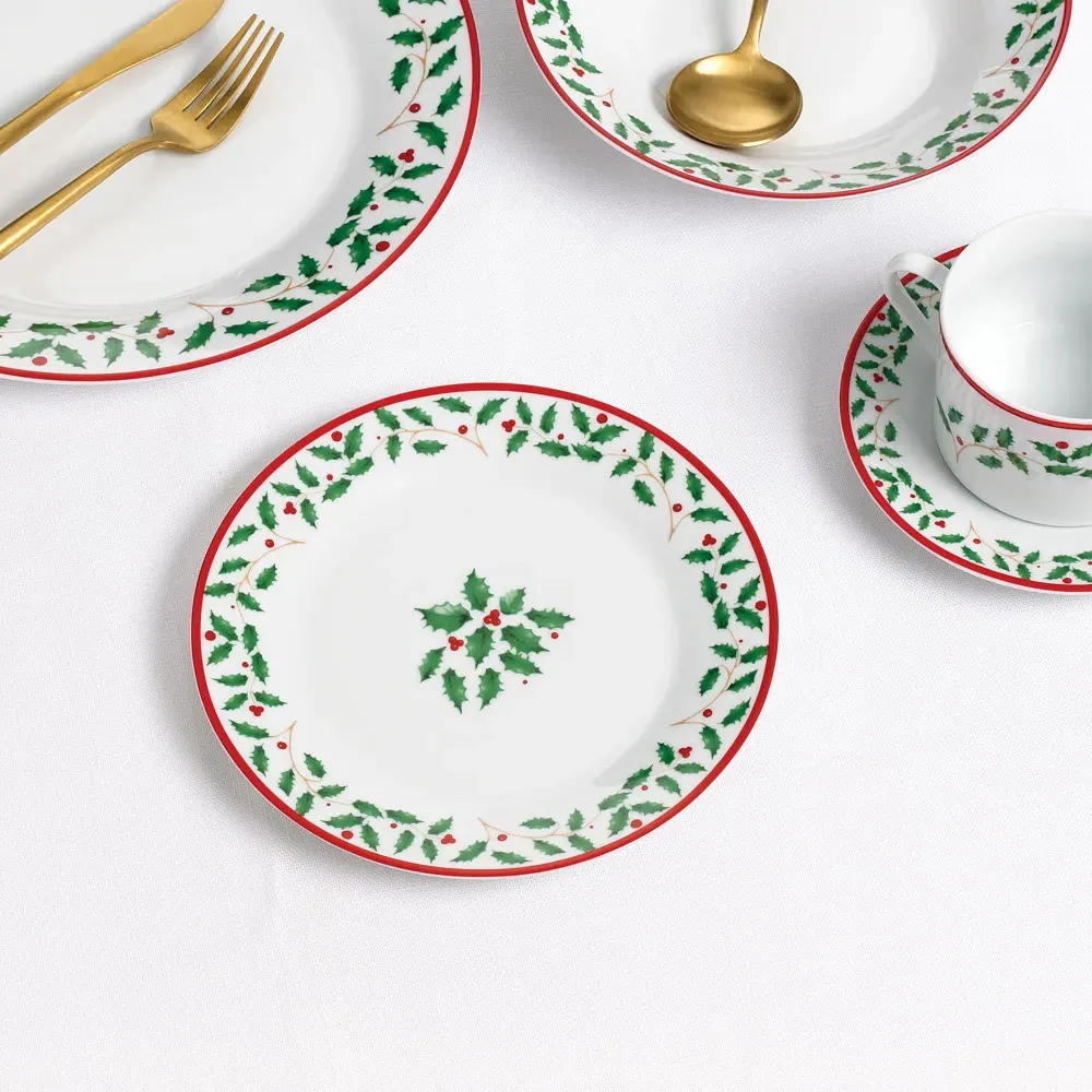 Classic Holly 20 Piece Dinner Set - White, Porcelain