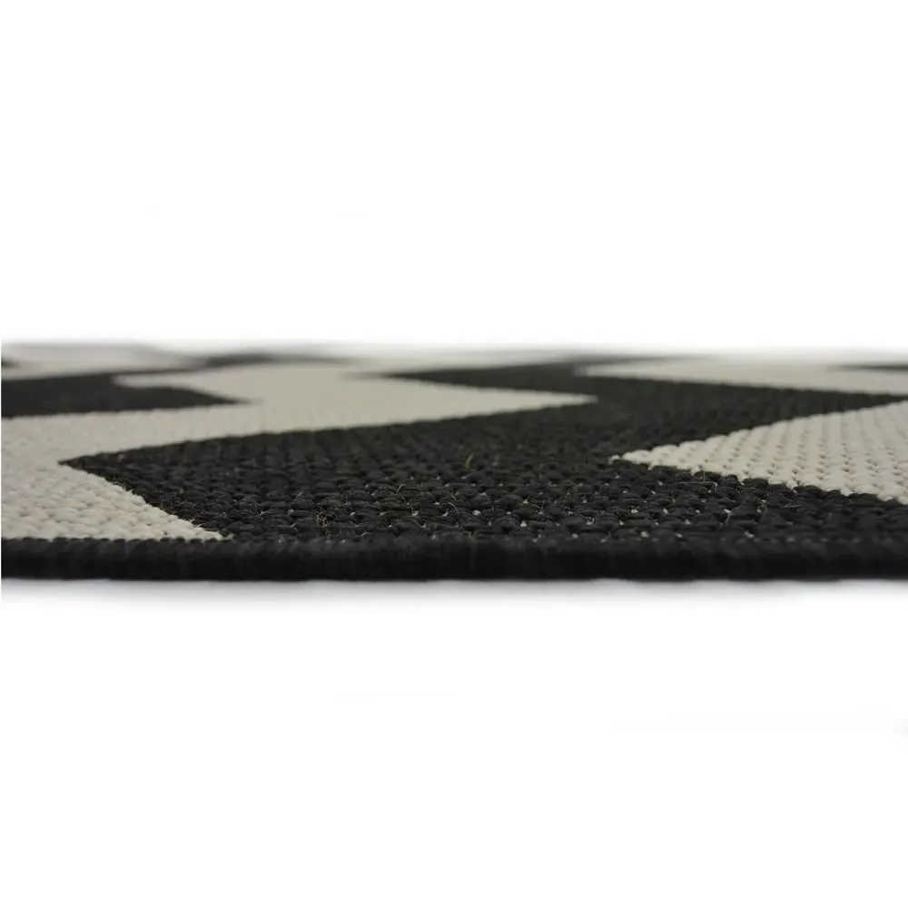 County Chevron Rug - Grey Black
