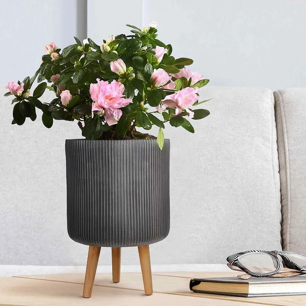 Ribbed Cylinder Plant Pot with Legs - Black