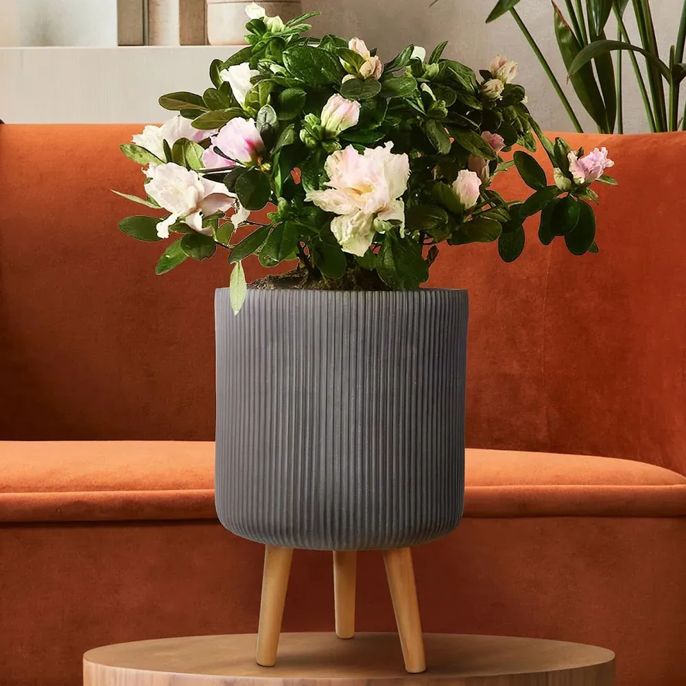 Ribbed Cylinder Plant Pot with Legs - Black