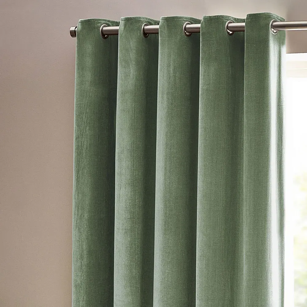 Heavy Chenille Velvet Eyelet Curtains - Green