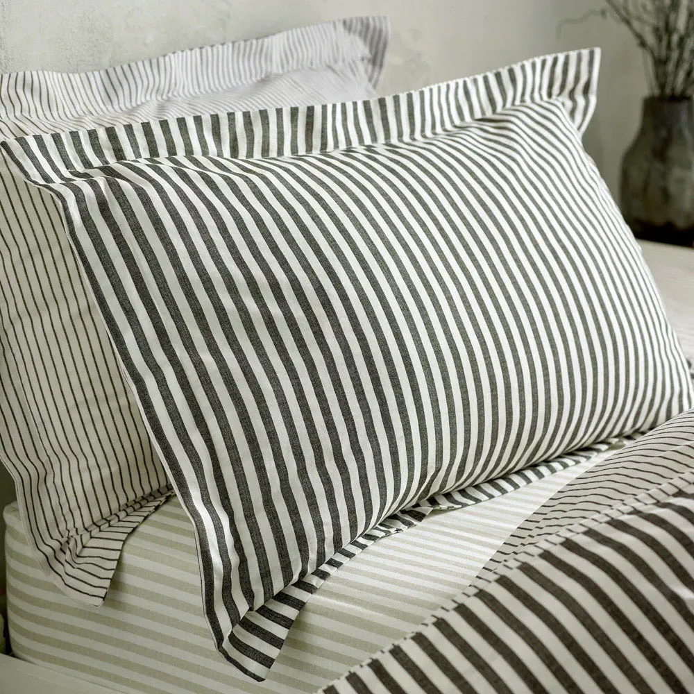 Hebden Double Melange Stripe Duvet Set - Black, Cotton