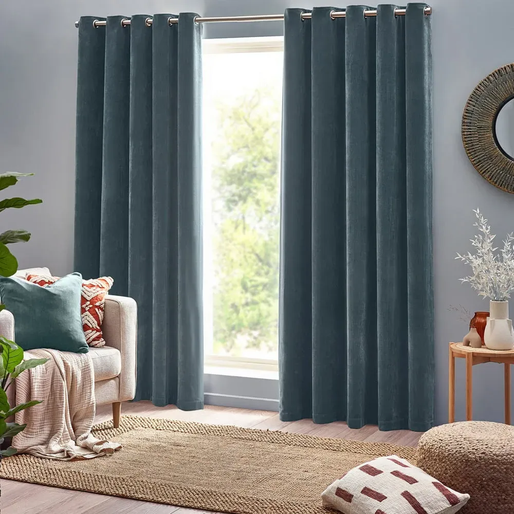 Heavy Chenille Velvet Eyelet Curtain - Blue