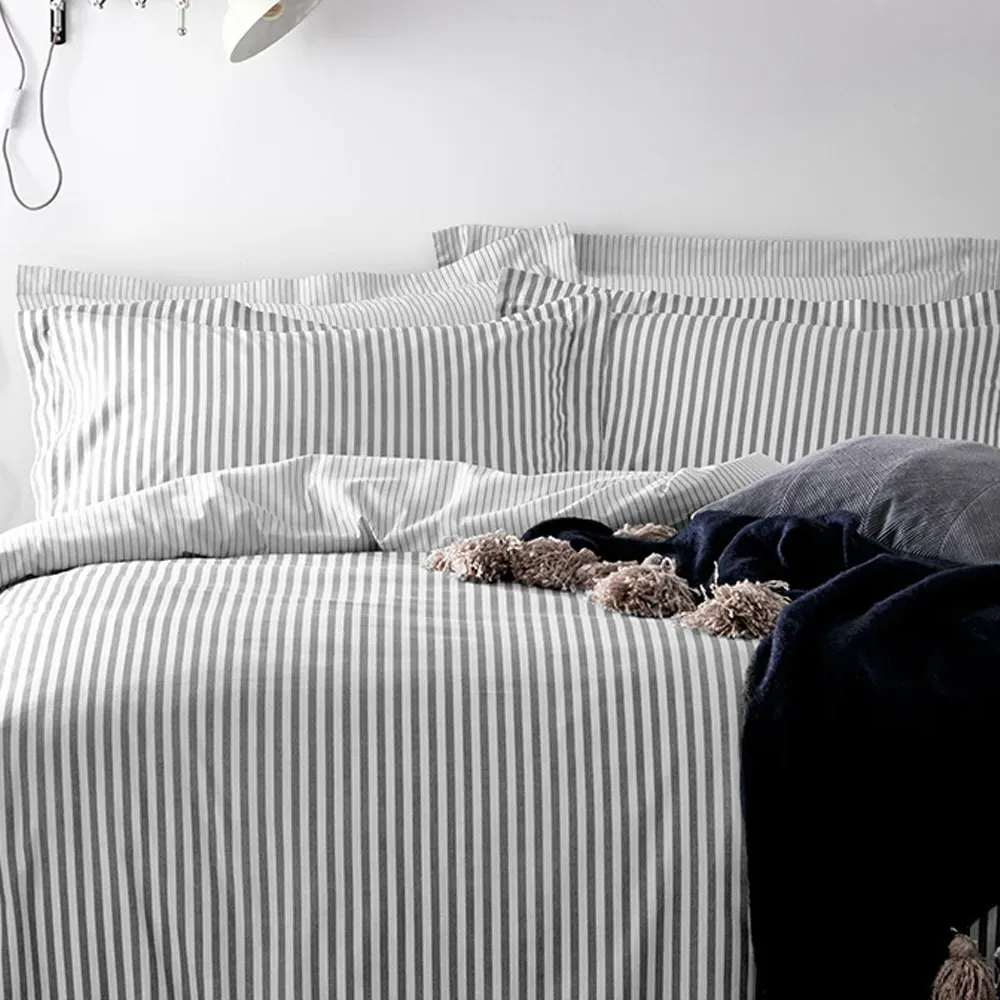Hebden King Size Duvet Set - Grey