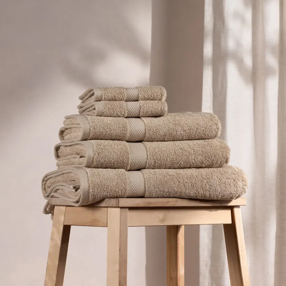 Loft Combed Cotton Towel Bundle Set of 4 - Oatmeal