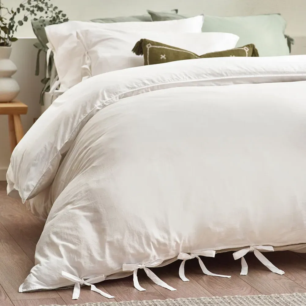 Mallow Bow Tie Super King Size Duvet Set - White, Cotton