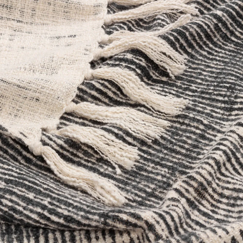 Sono Abstract Throw - Black