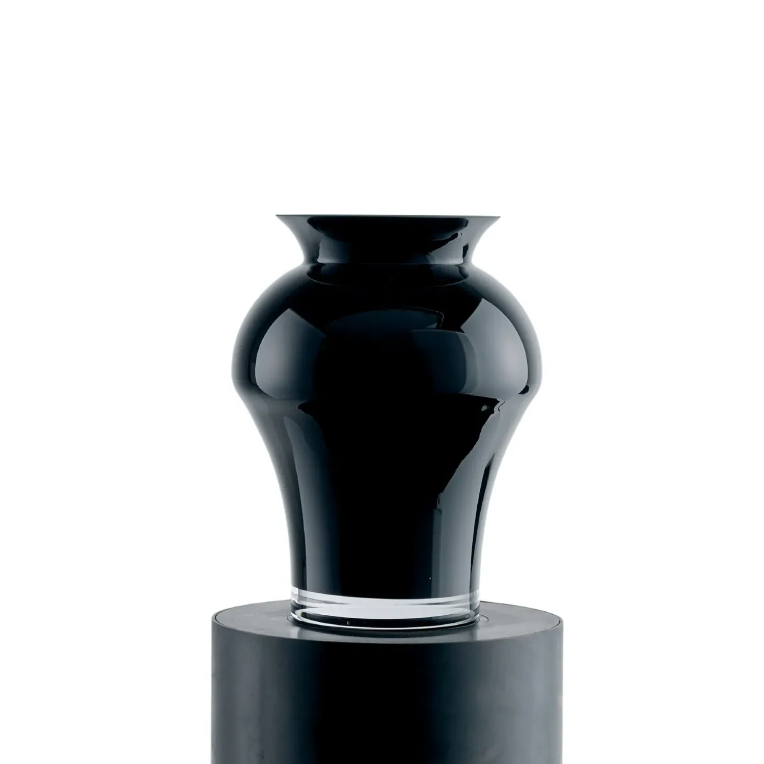 King Vase - Black image