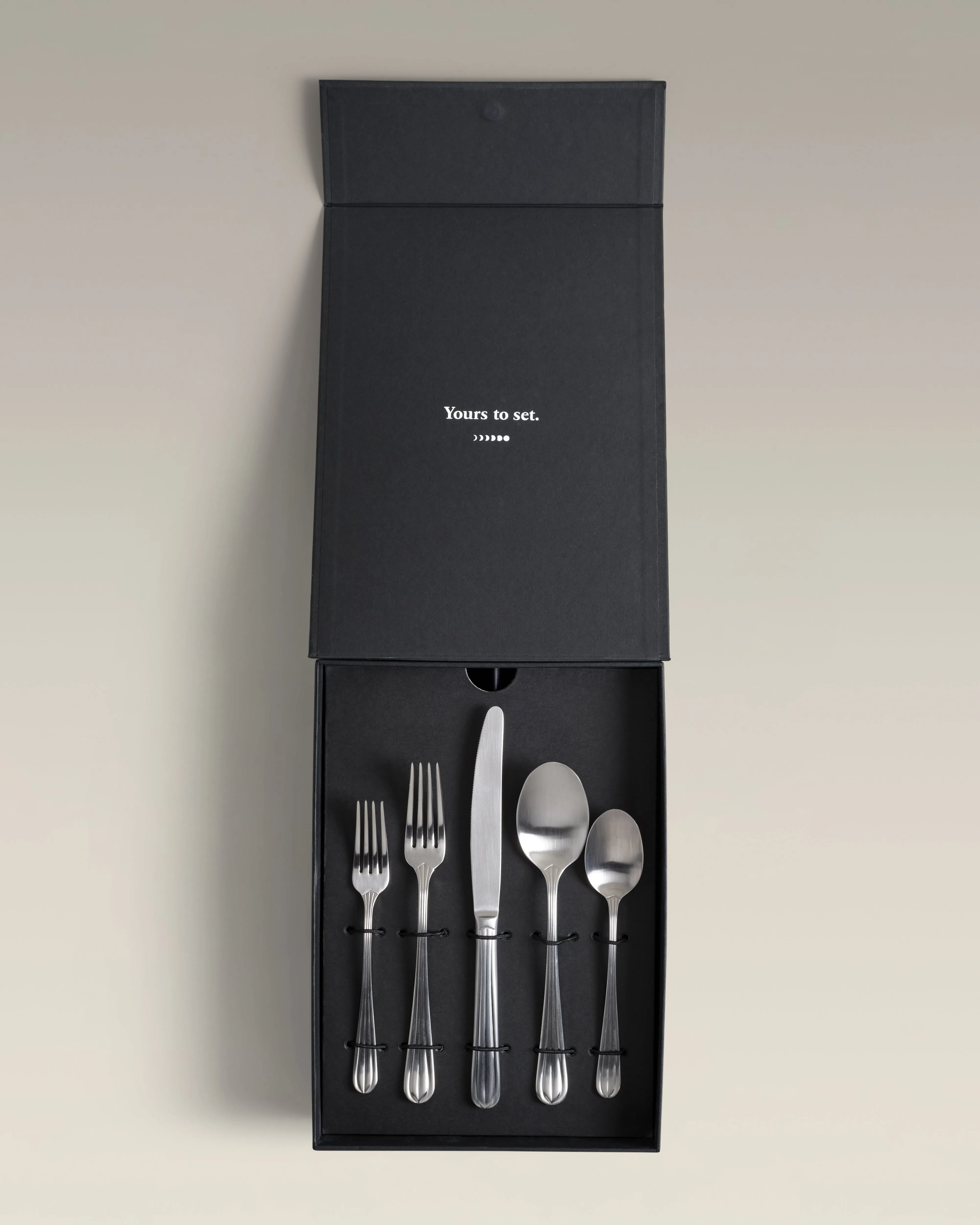 Crescent 4-Person Flatware Set