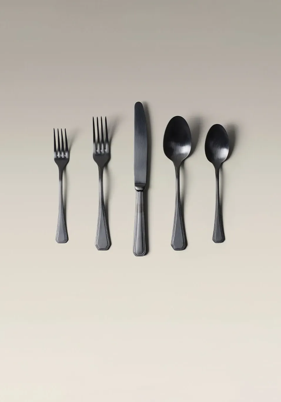 Palisades Four-Person Flatware Set