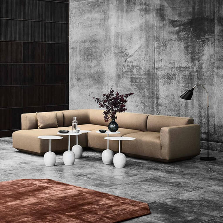 Karakorum 003 / 3 seater with armrests in room