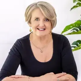 Robyn Hawke