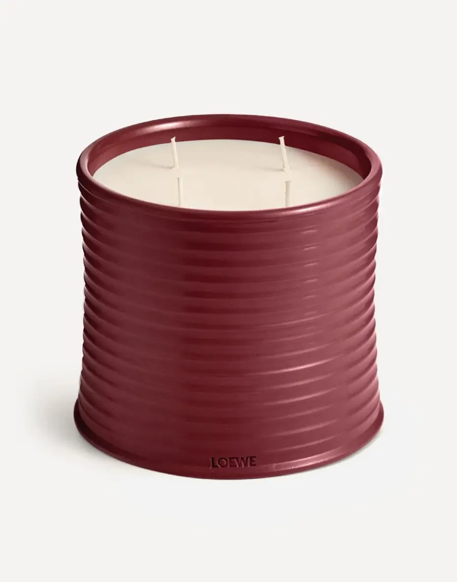 Large beetroot candle