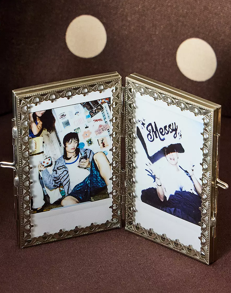 Lizzie Crown 2-Frame Instax Mini Frame