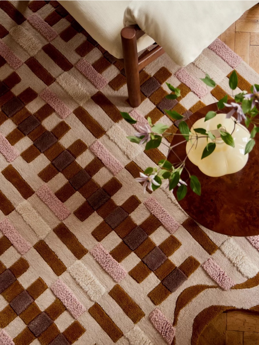 Anthropologie Tufted Wool Geometric Scalloped Rug