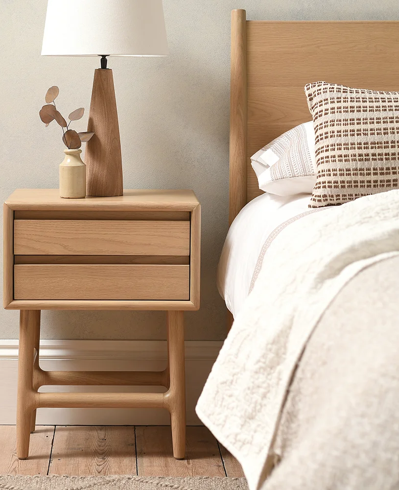 Winson Light Oak
Bedside Table