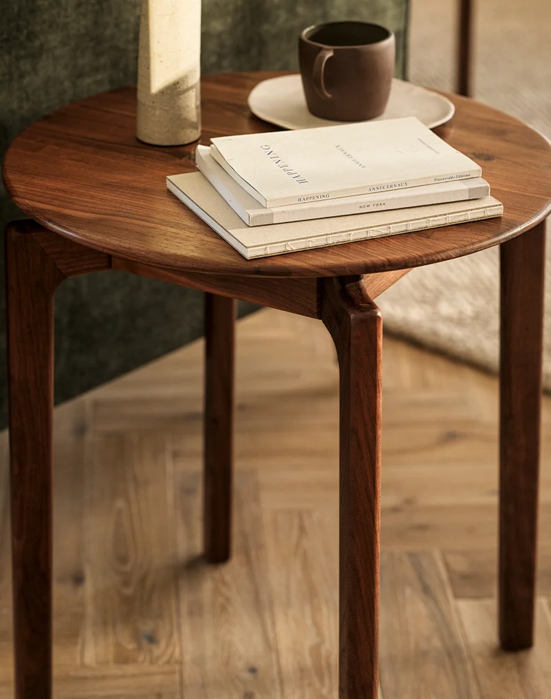 Halford Walnut
Side Table
