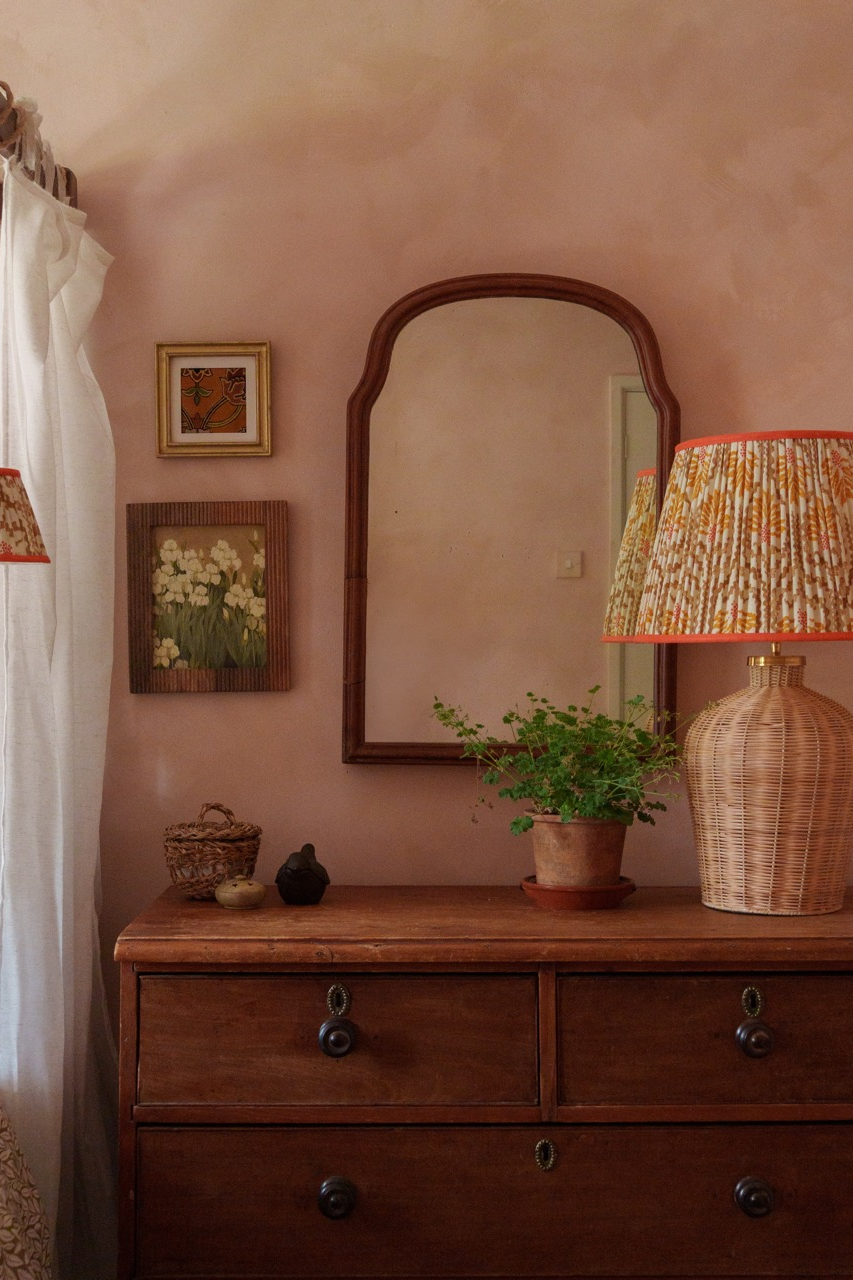 Pooky Table Lamp