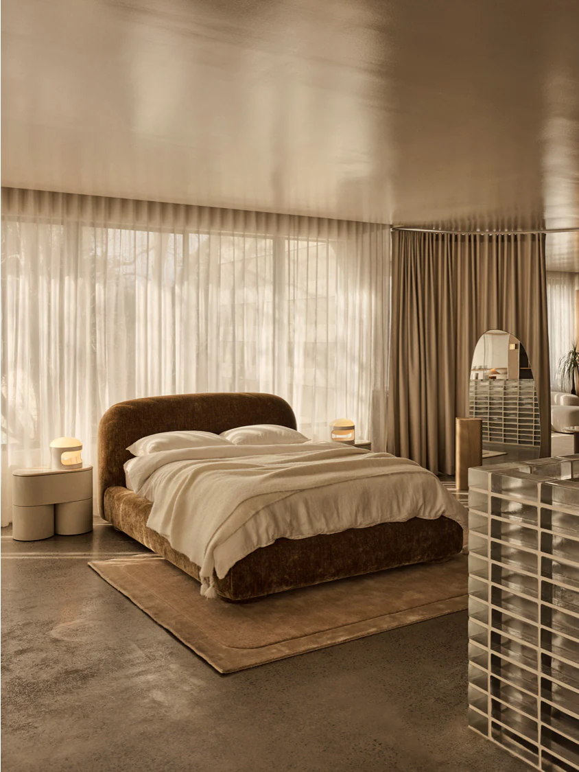 EDITION 49.
ELLISON STUDIOS. NEW CREATIVE HQ & DESIGNER SUITE