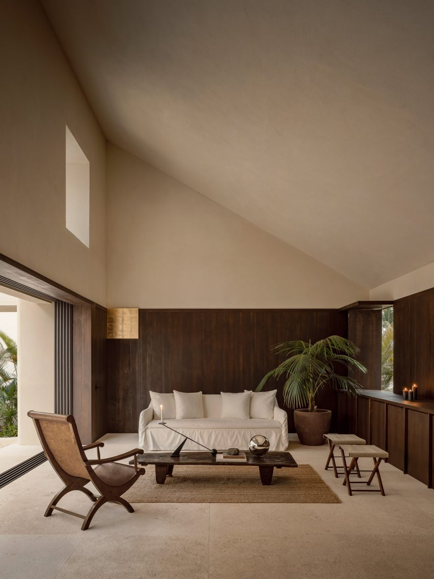 Casa Los Tigres, Mexico, by César Béjar Studio and Fernando Sánchez Zepeda