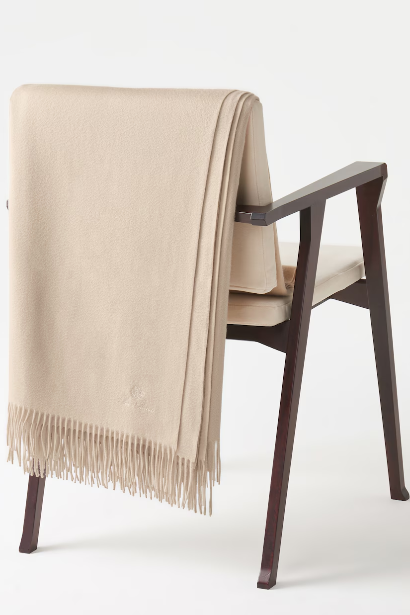 Loro Piana
Unito cashmere blanket