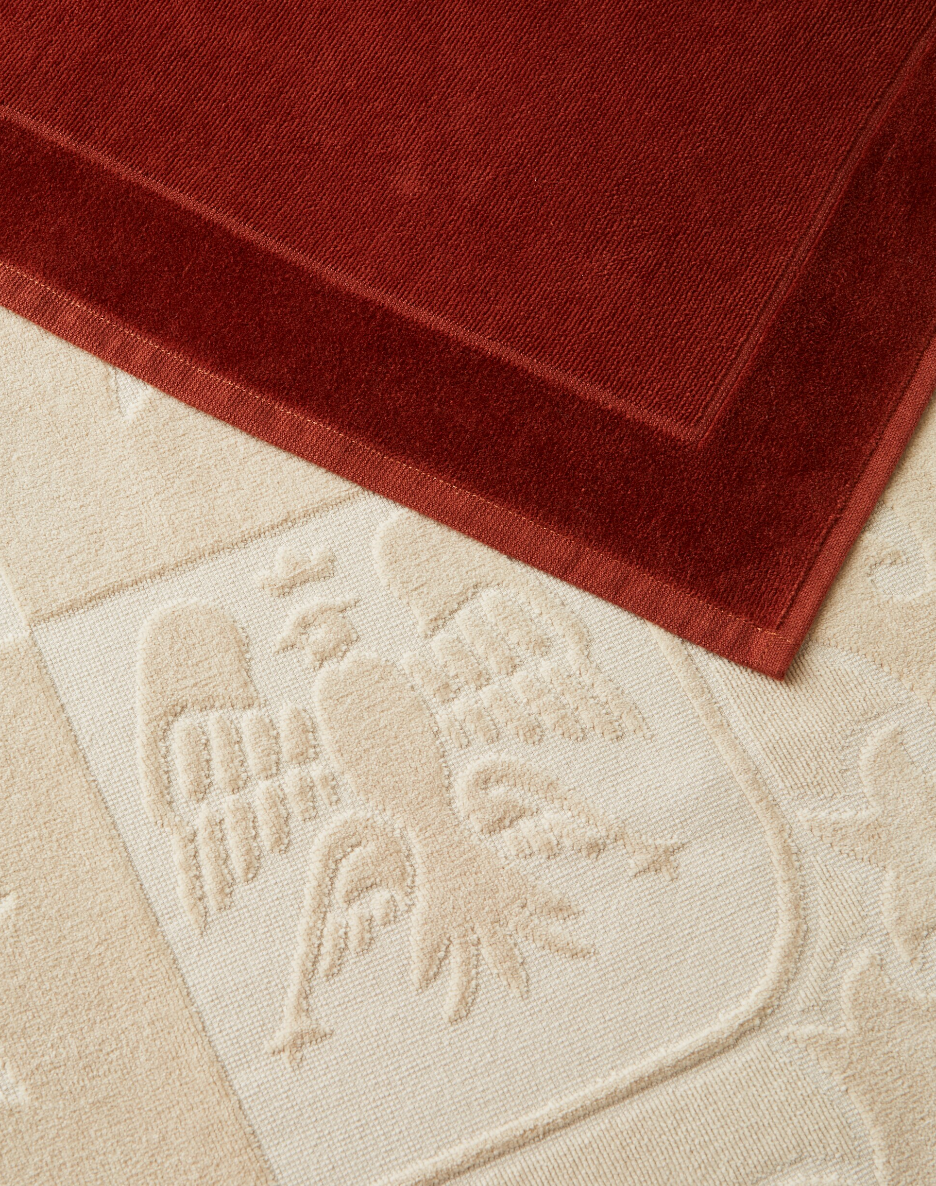 Loro Piana
Crest cotton beach towel