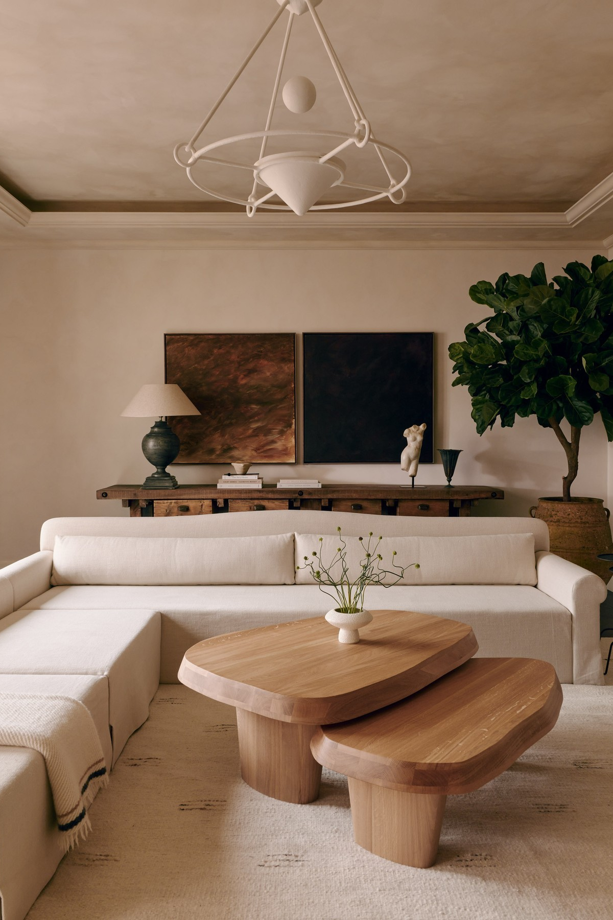 Mulberry Square Townhouse by Banda Studio