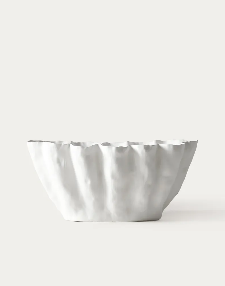 Hernest
Blom 6" Ceramic Vase