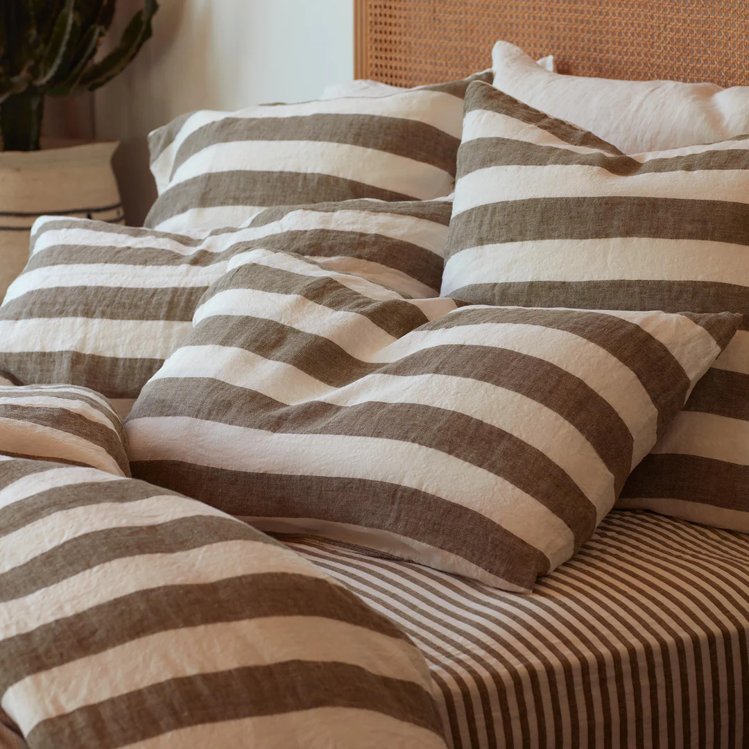 Secret Linen logo