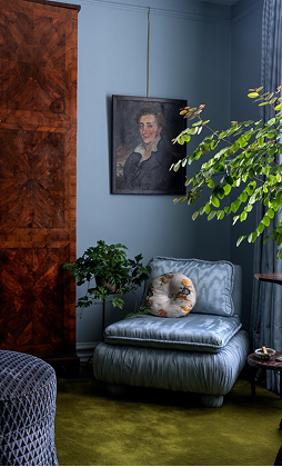 Deep green painted living room